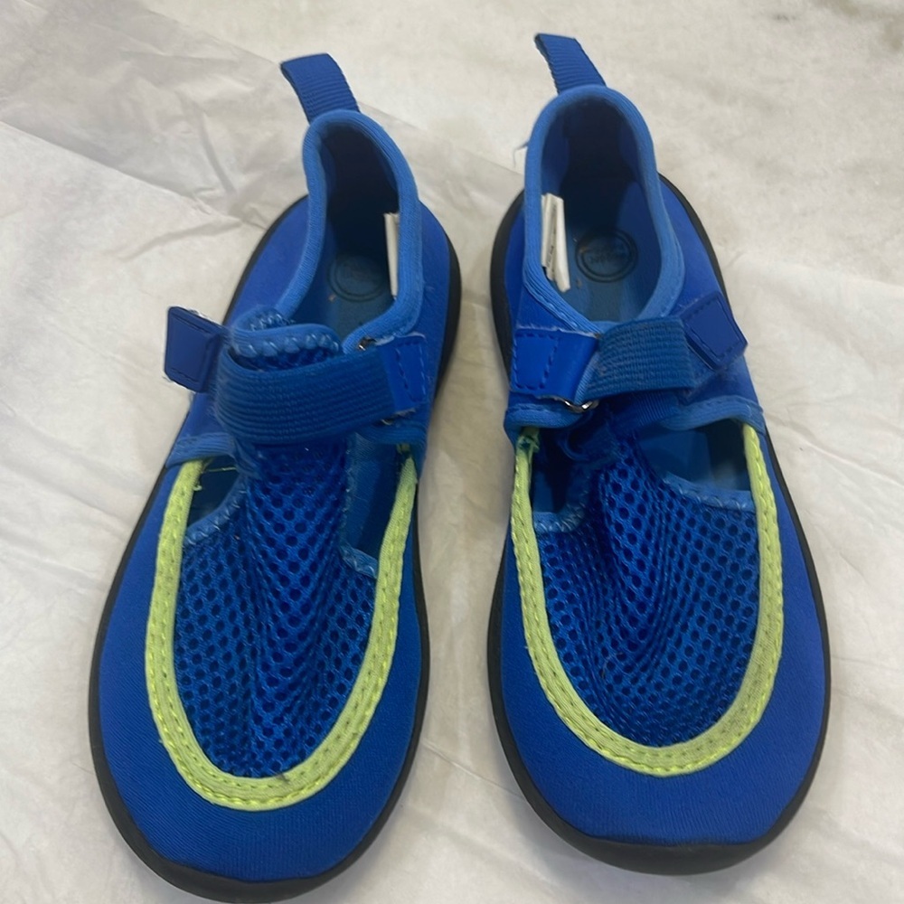 Toddler Size 9/10 Water Shoes